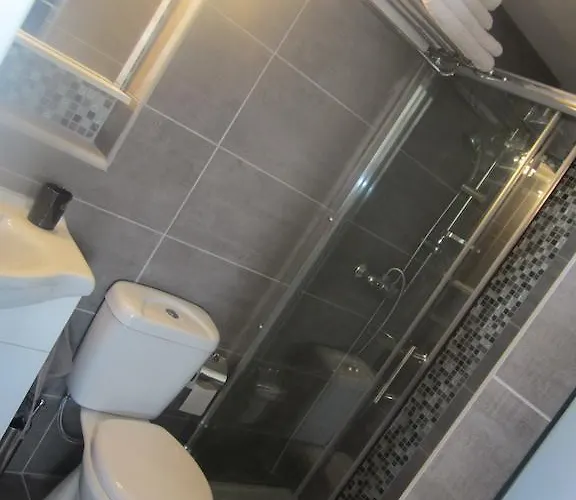 Marina 211 Apartment Larnaca