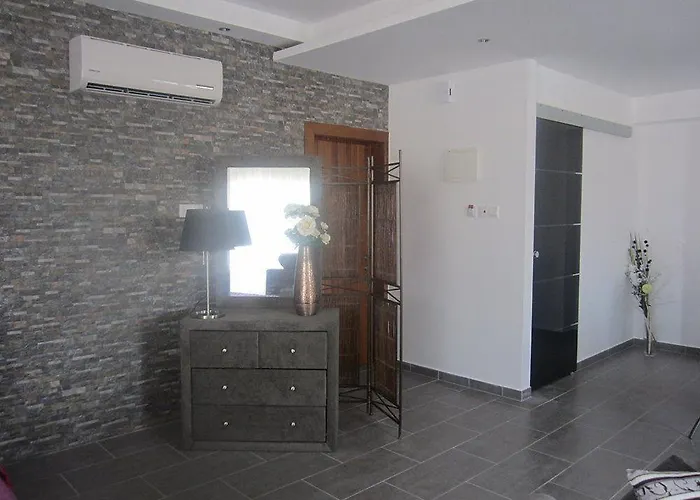 Marina 211 Apartment *