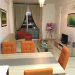 Marina 211 * לרנקה