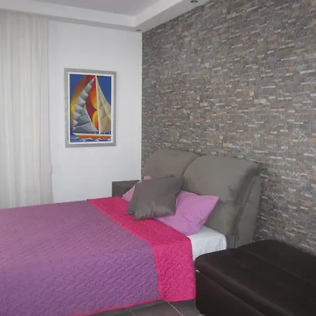 Marina 211 Apartment