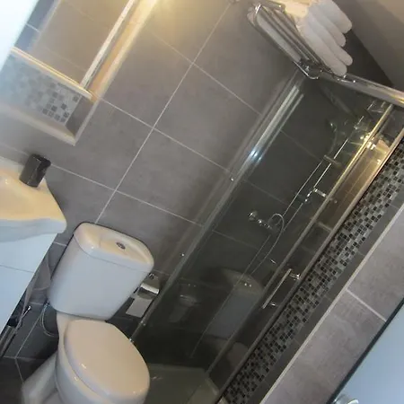 Marina 211 Apartment Larnaca