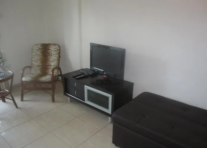 Апартаменти Marina 211 *